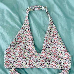 Skatie lacy top size large